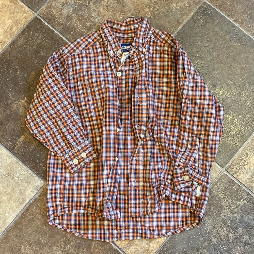 Osh Kosh Boys size 5  dress shirt